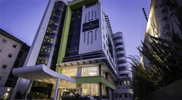 Real Shooting Ta Kampala Hotel fl-Uganda